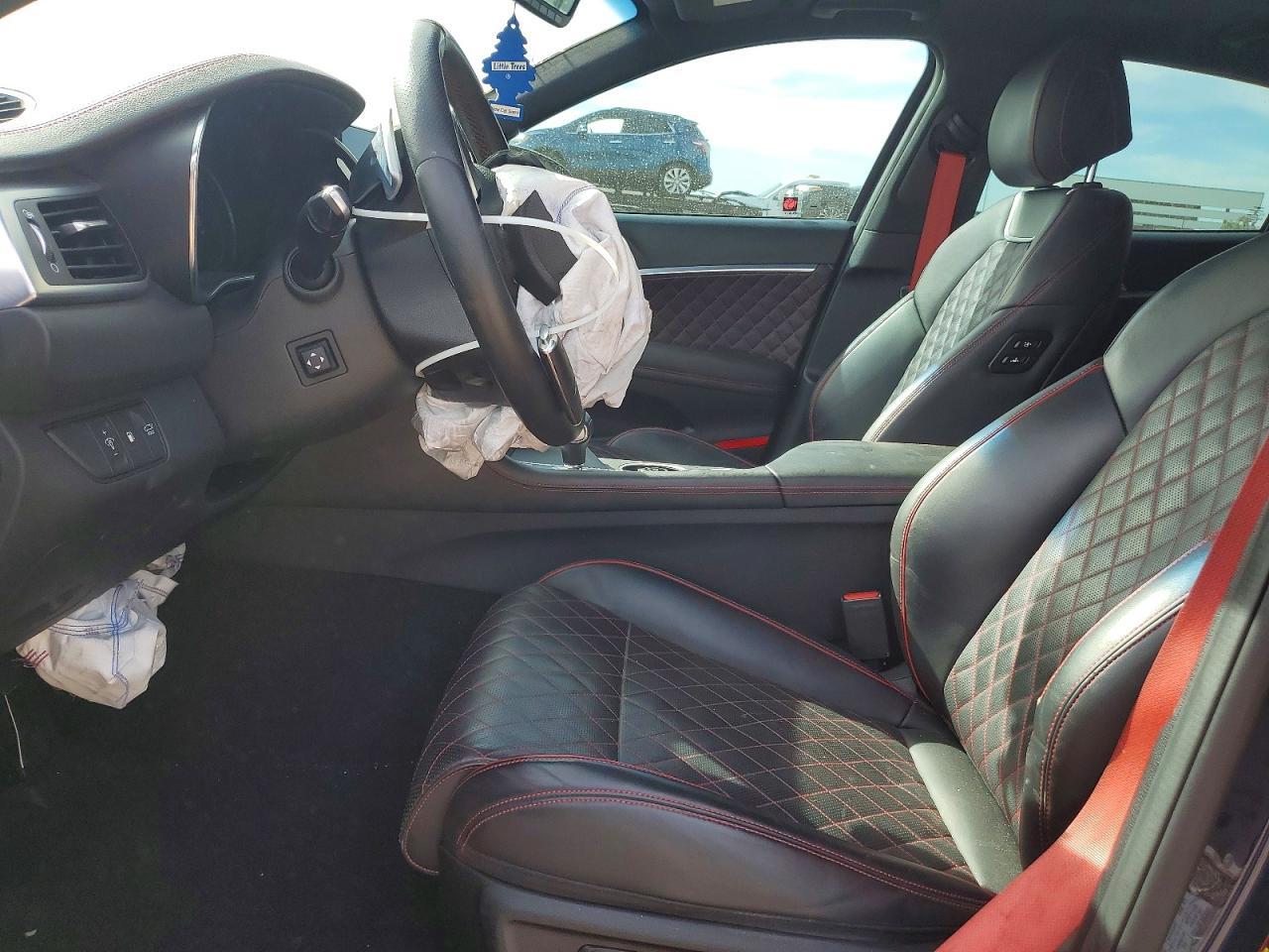 2023 Genesis G70 3.3T Standard - Фото 7