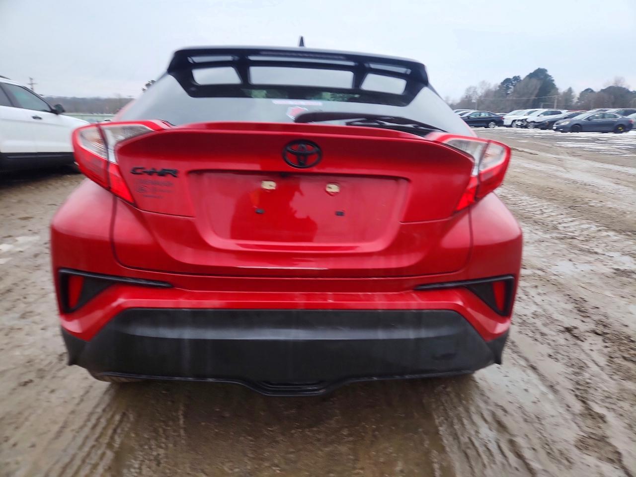 2022 Toyota C-Hr Nightshade - Фото 6