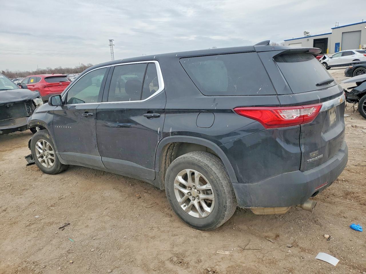 2020 Chevrolet Traverse Ls - Image 2