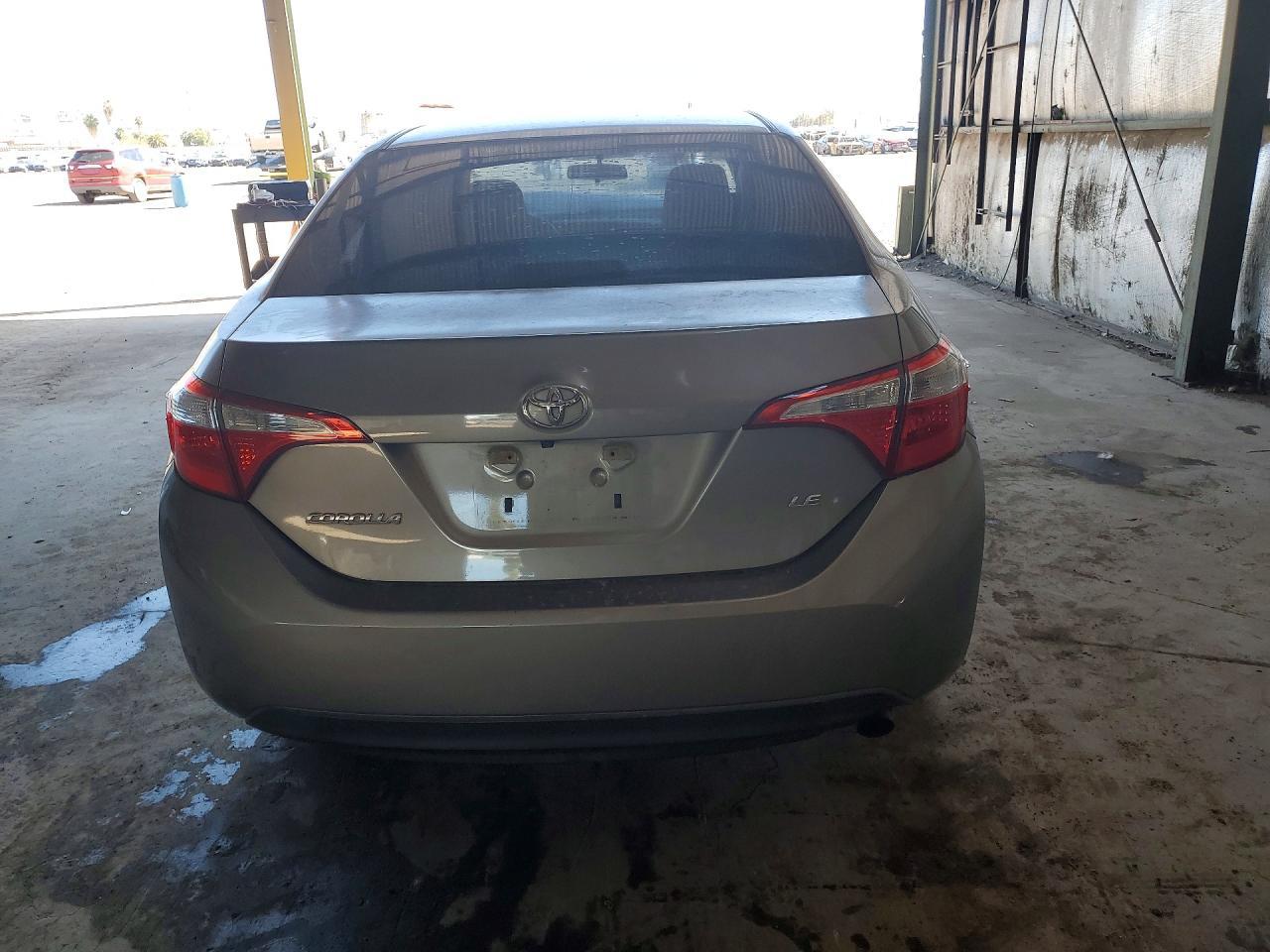 2014 Toyota Corolla L - Фото 6