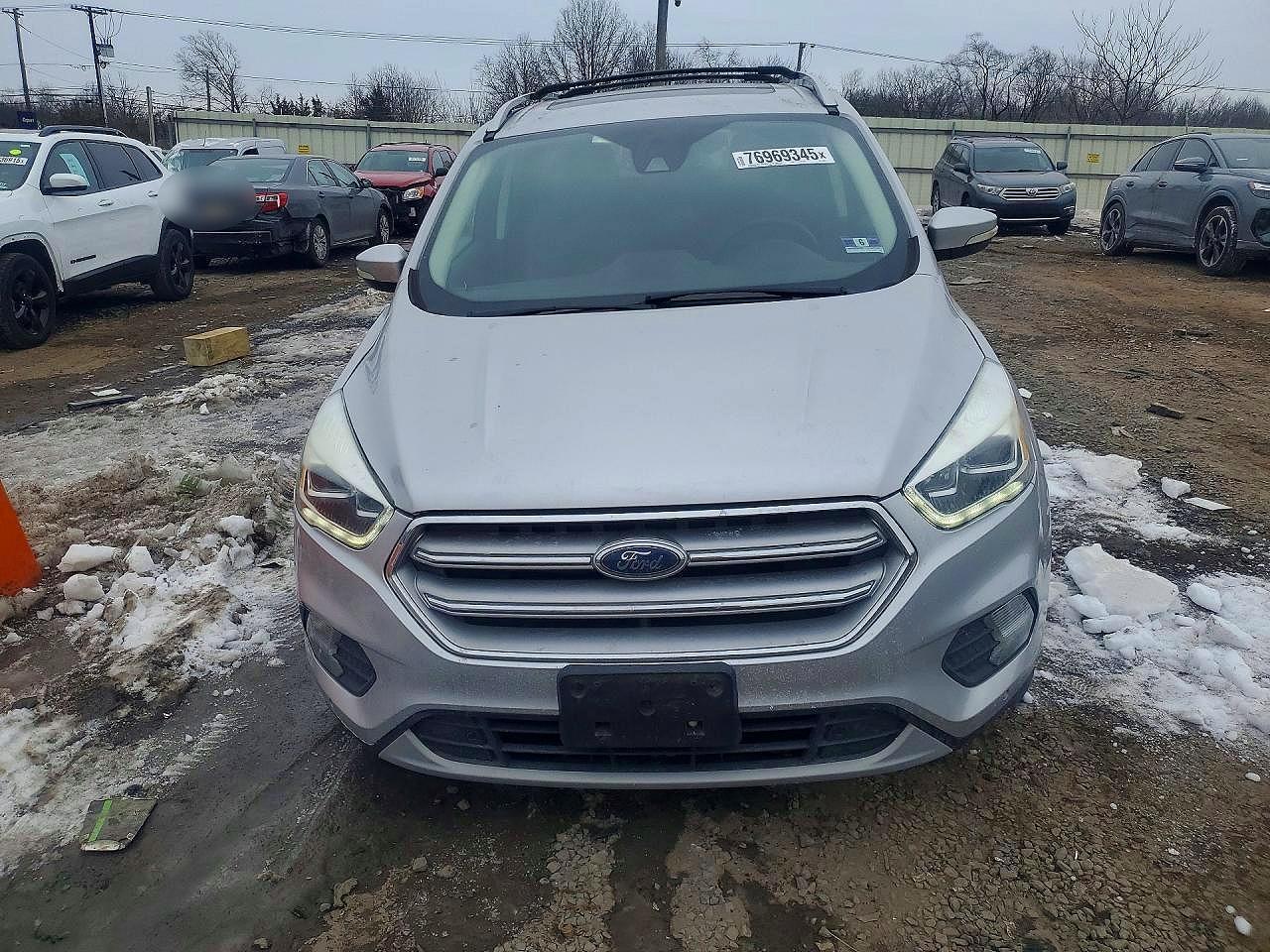2017 Ford Escape Titanium - Image 5