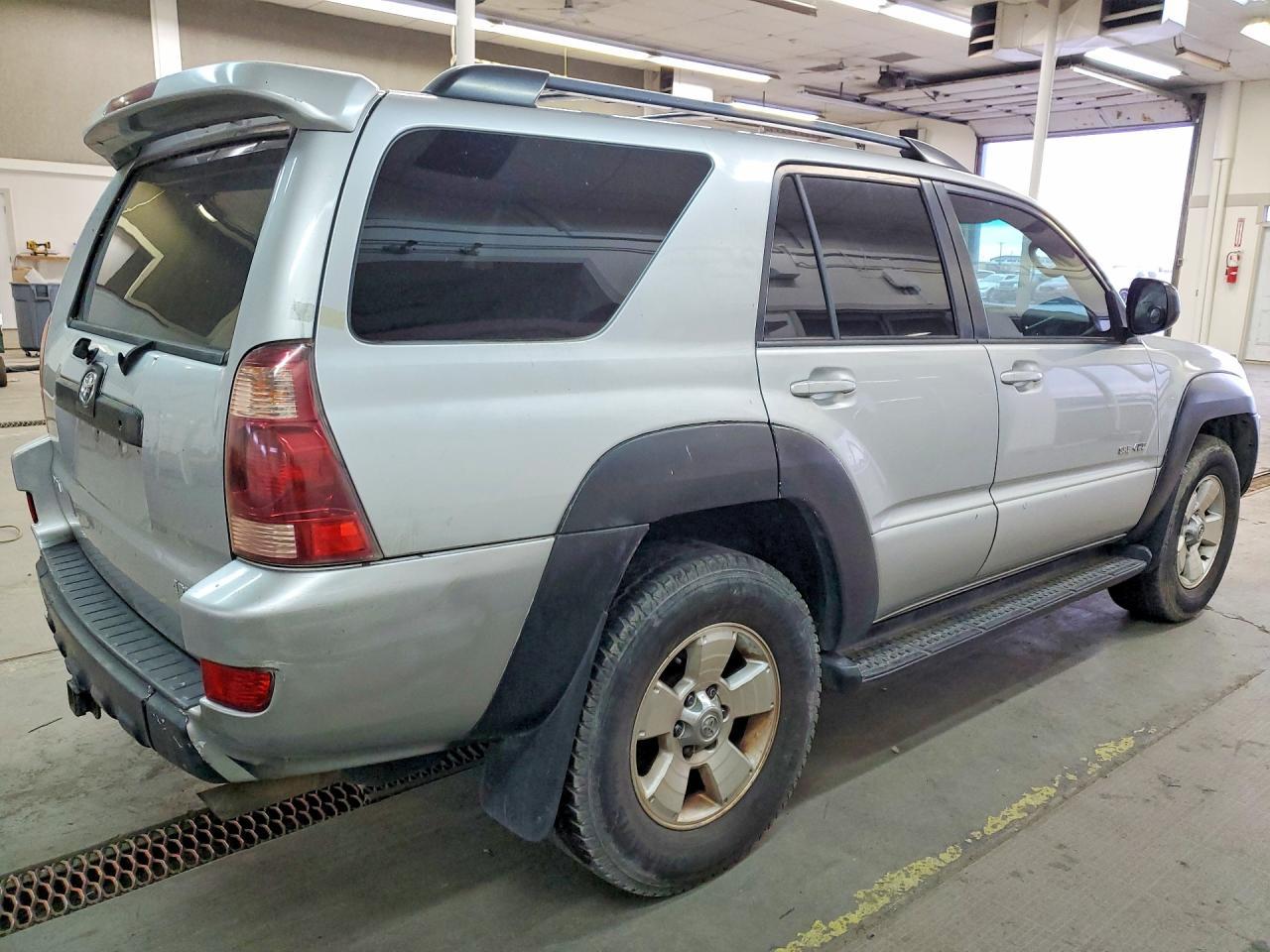 2004 Toyota 4Runner Sr5 - Image 3