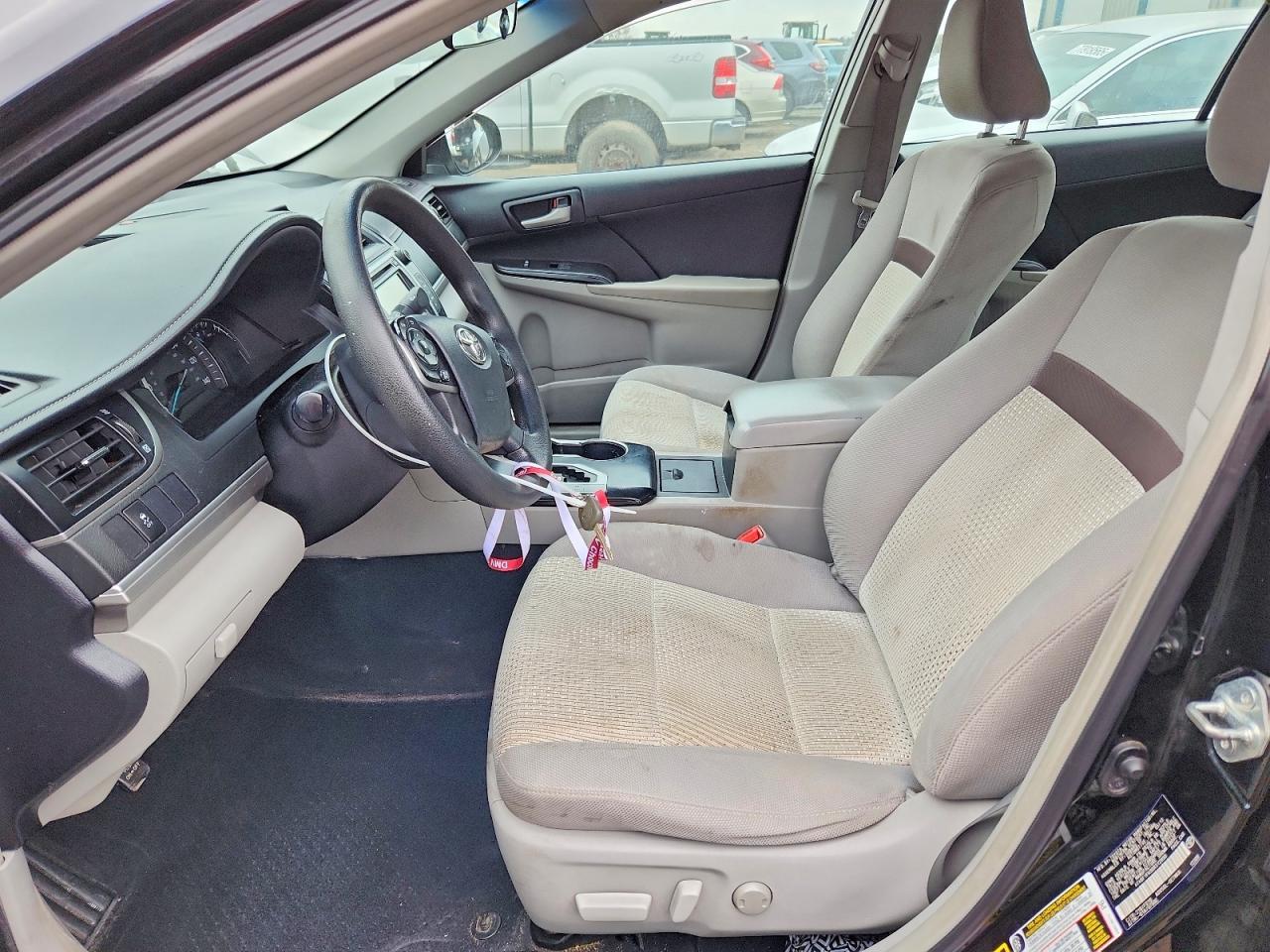 2013 Toyota Camry - Фото 7