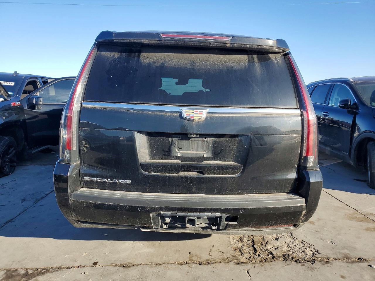2019 Cadillac Escalade Esv Luxury - Image 6