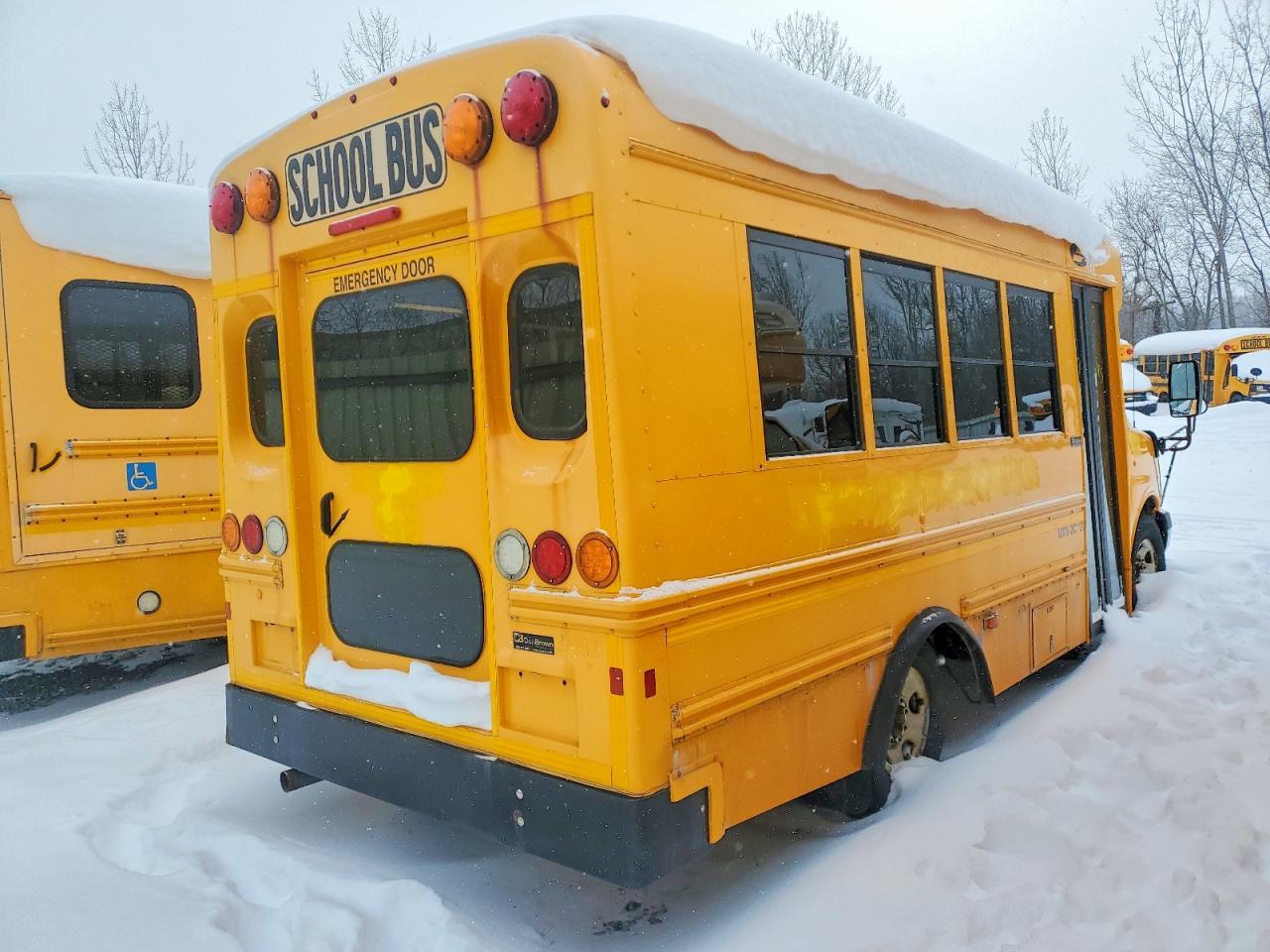 2016 Chevrolet Express School Bus - Image 4