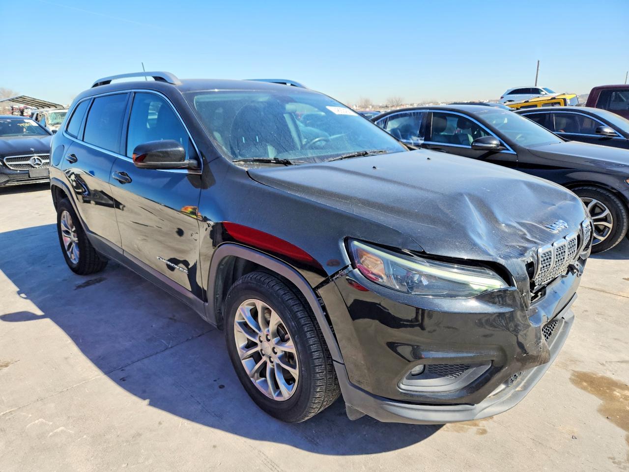 2020 Jeep Cherokee Latitude Plus - Image 4