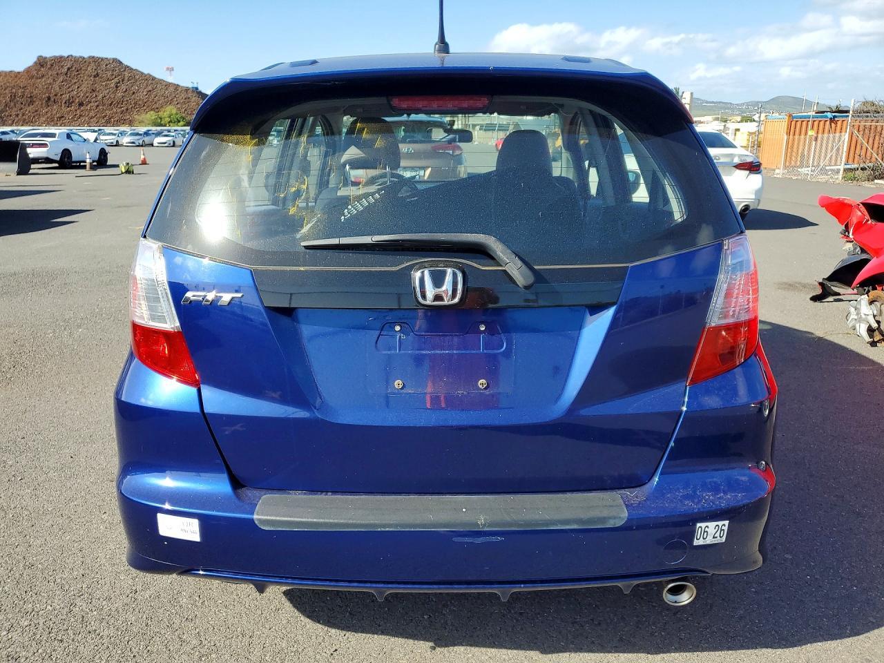 2011 Honda Fit Sport - Фото 6
