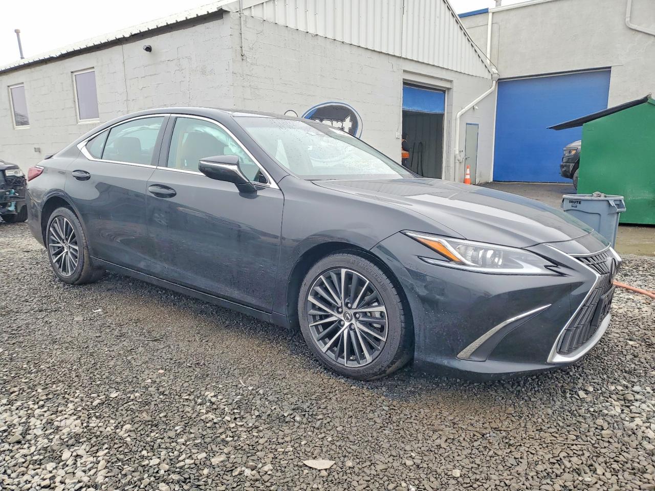 2023 Lexus Es 300H Base - Image 4