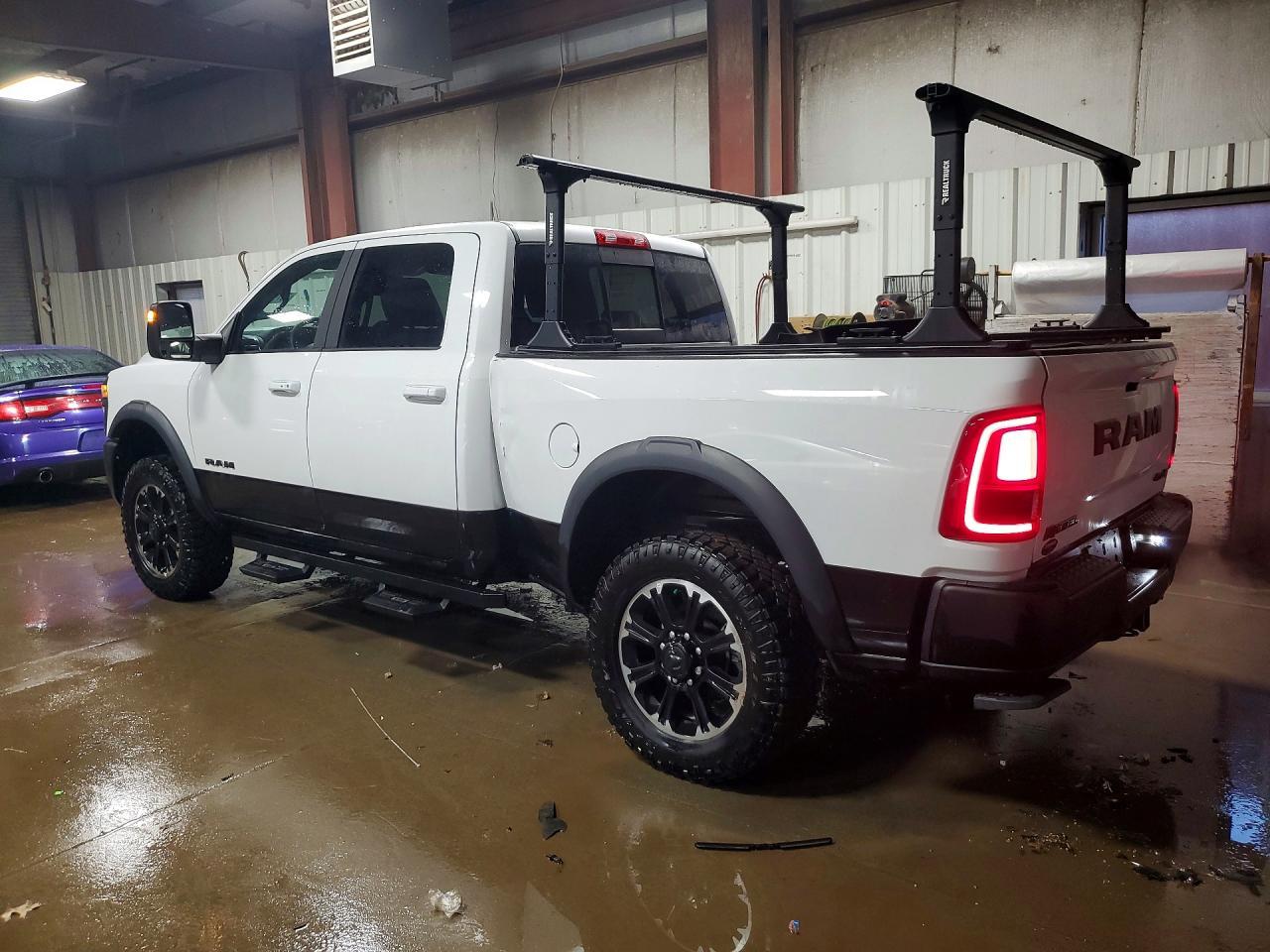2025 Ram 2500 Powerwagon - Фото 2