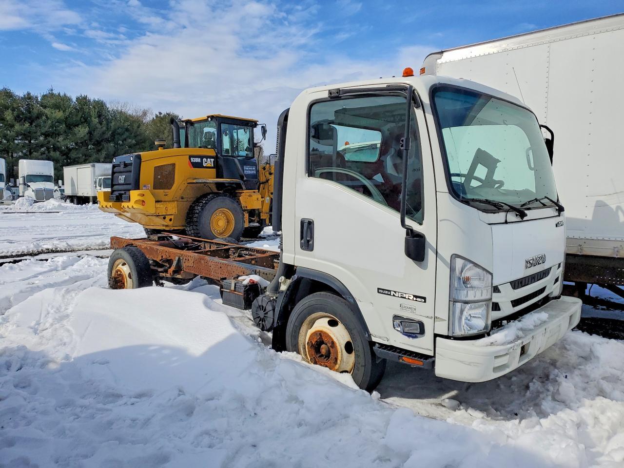 2017 Isuzu Npr Hd Truck Cab And Chassis - Фото 4