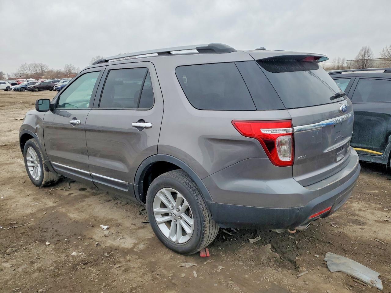 2012 Ford Explorer Xlt - Фото 2