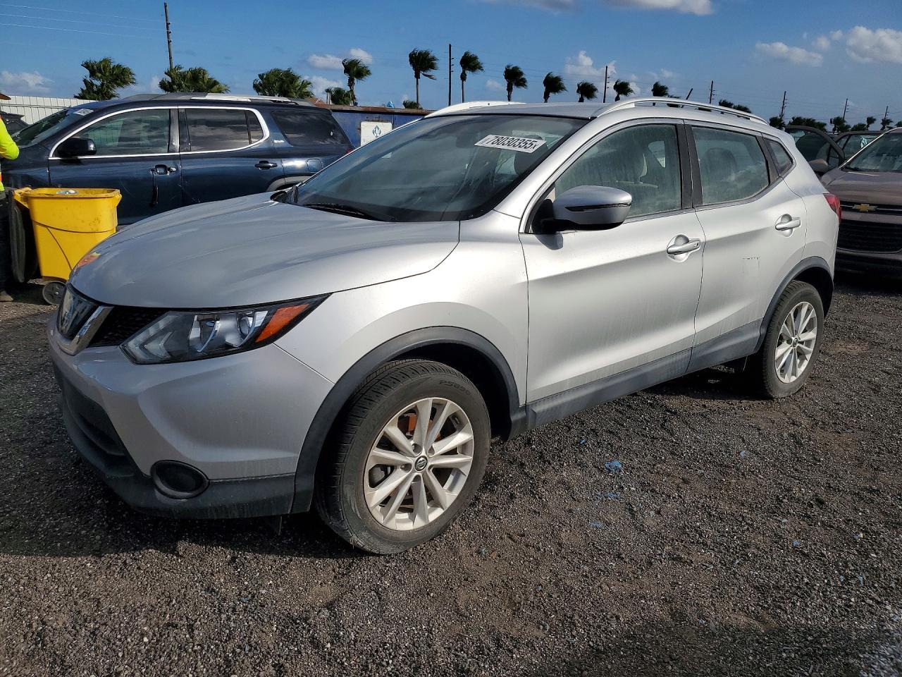 2019 Nissan Rogue Sport S - Фото 2