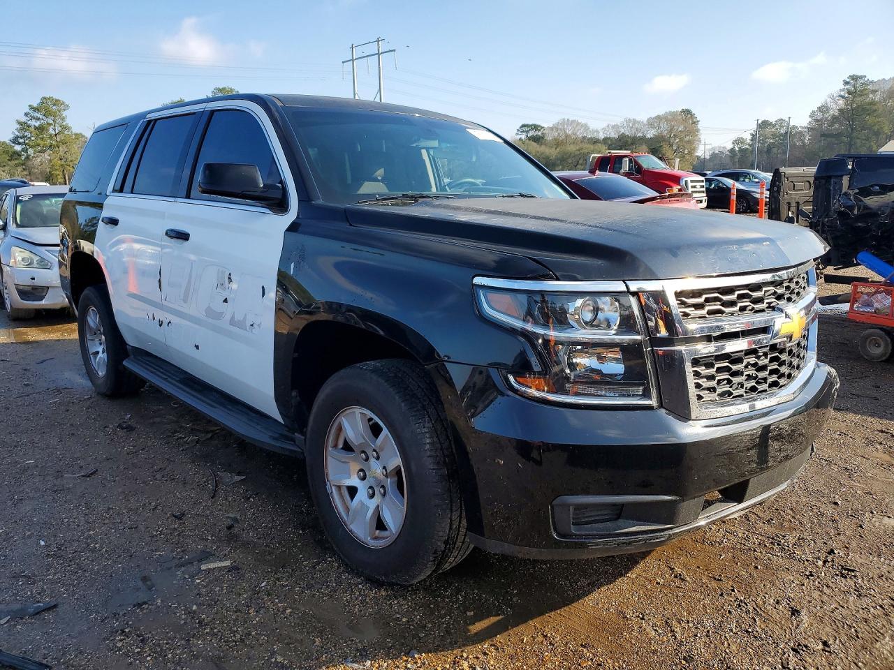 2017 Chevrolet Tahoe Police - Image 4