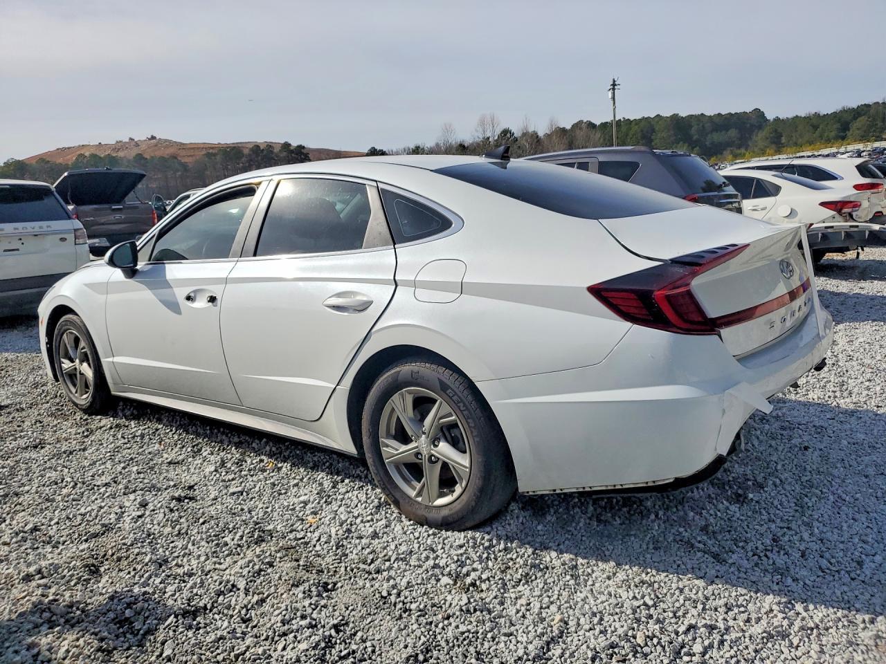 2021 Hyundai Sonata Se - Фото 2