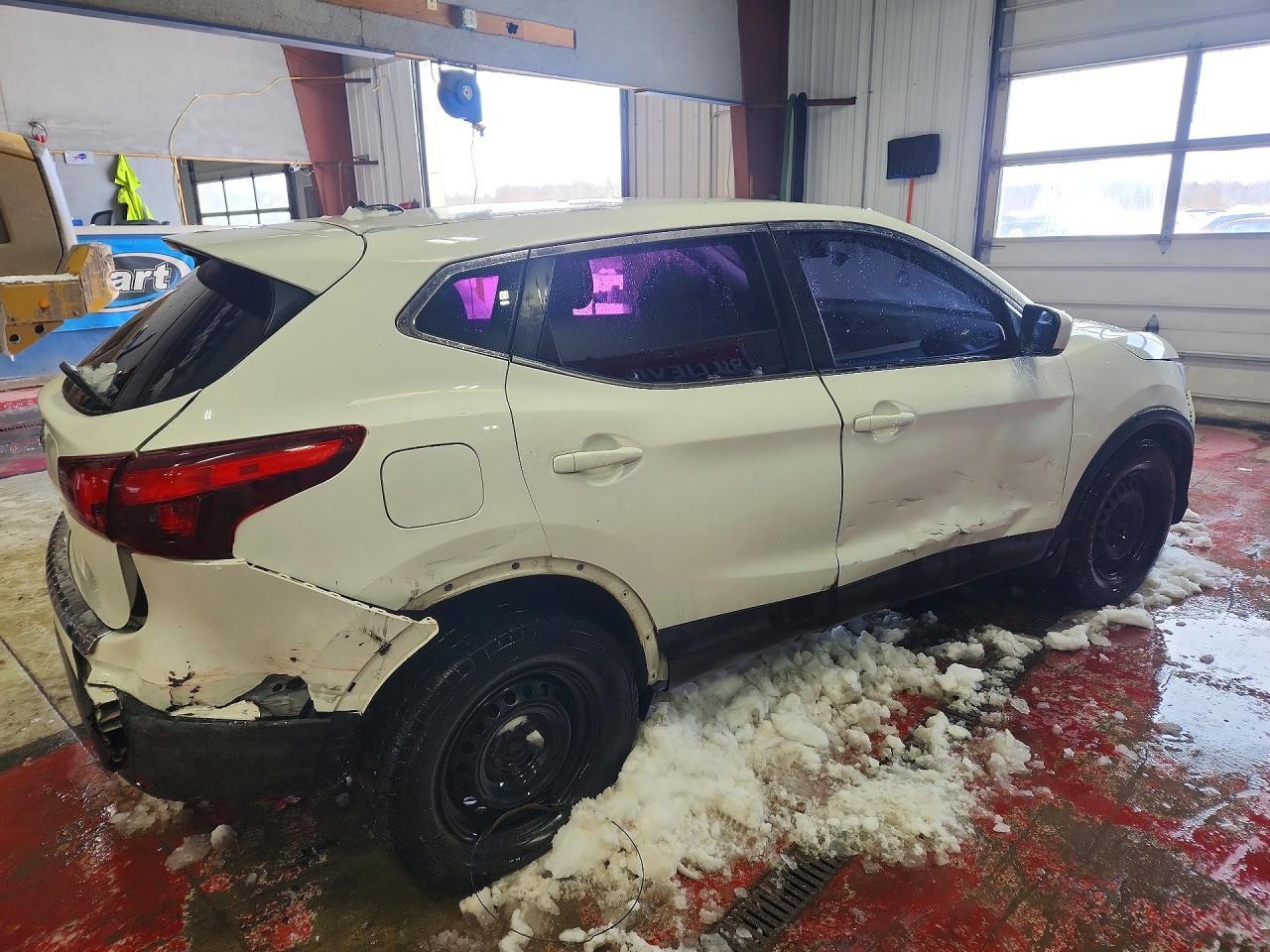2018 Nissan Rogue Sport S - Фото 3