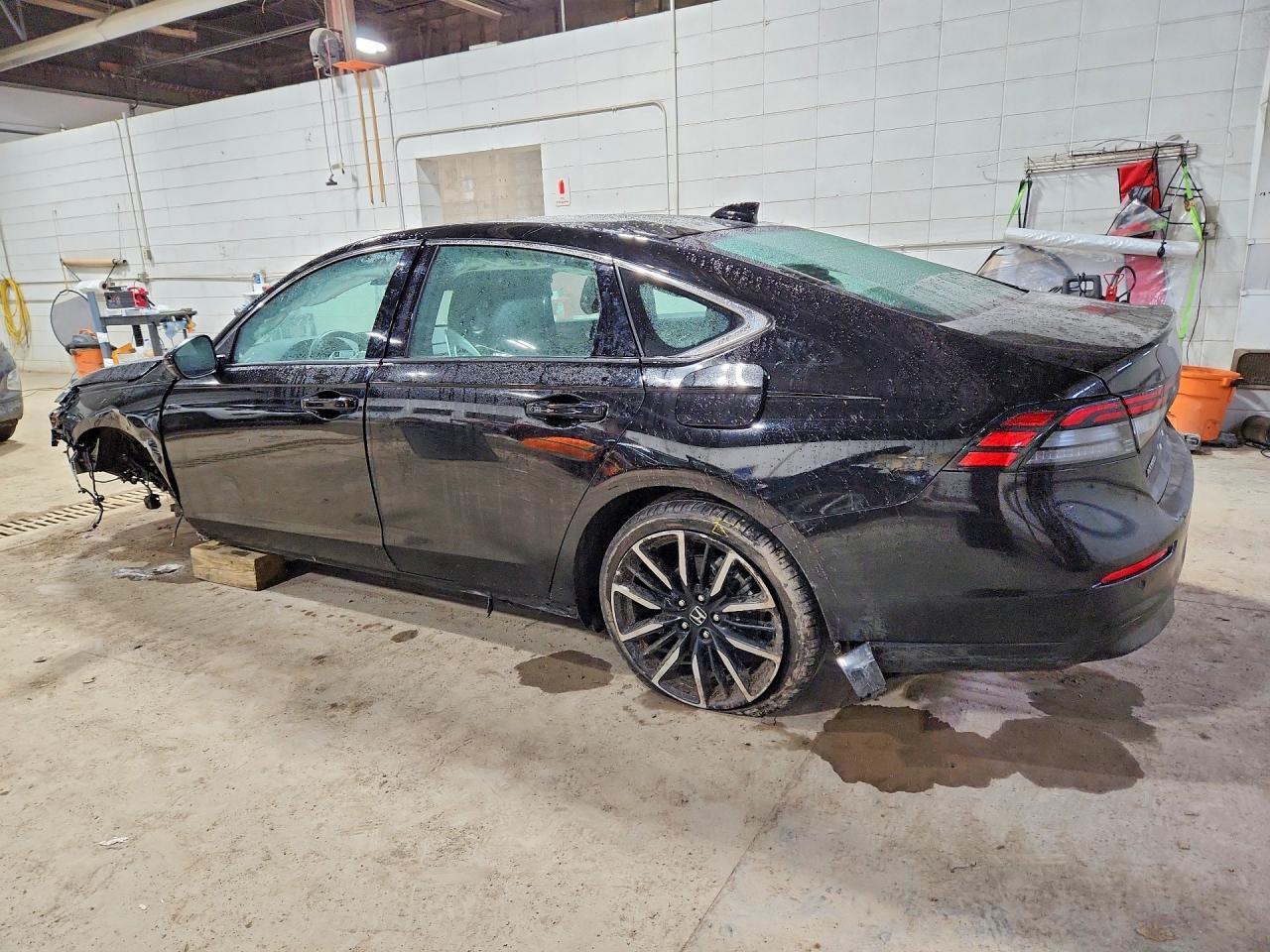 2024 Honda Accord Touring Hybrid - Фото 2