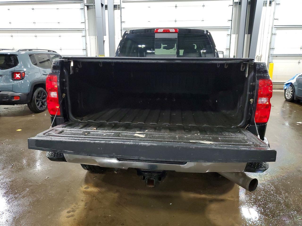 2015 Chevrolet Silverado K3500 Ltz - Image 6