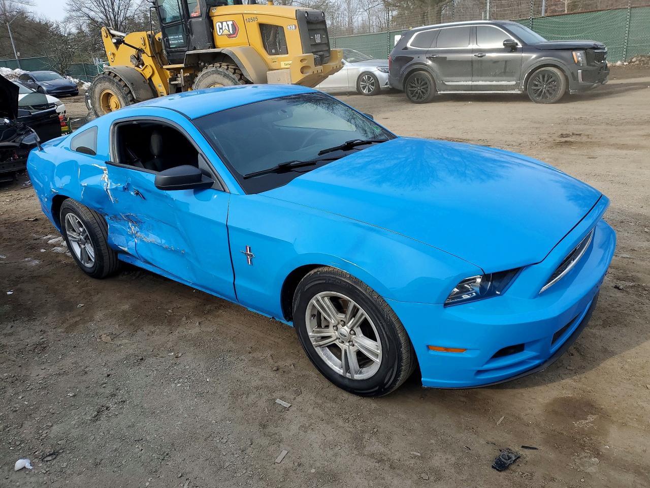 2013 Ford Mustang - Фото 4