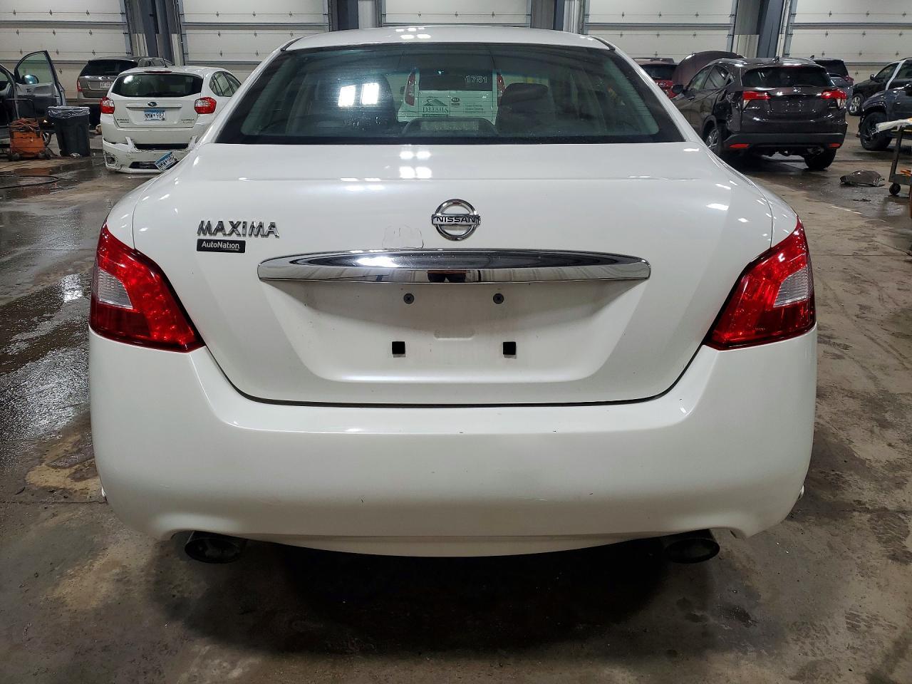 2009 Nissan Maxima S - Image 6