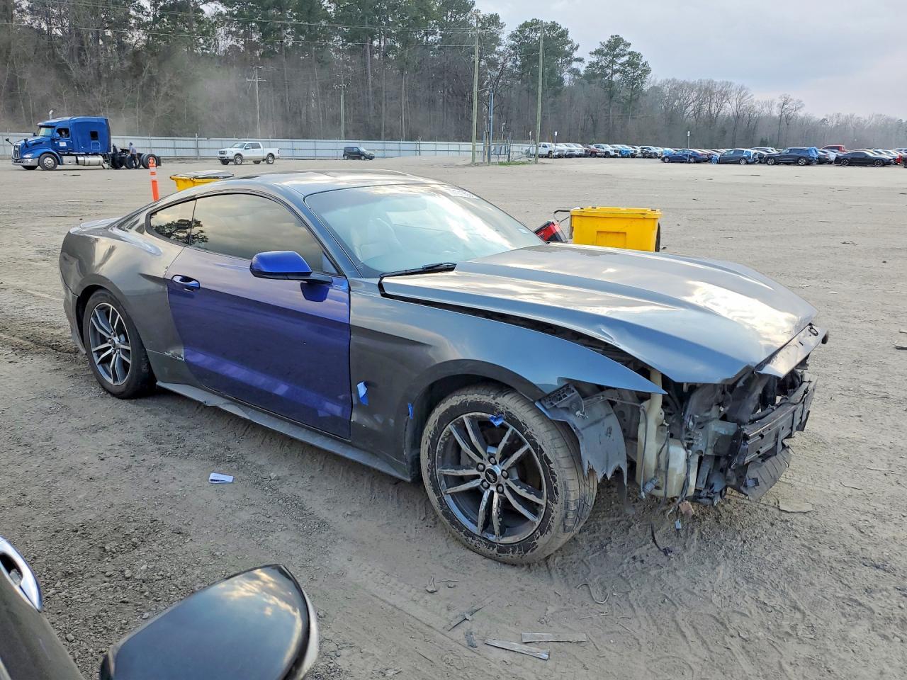 2016 Ford Mustang - Фото 4