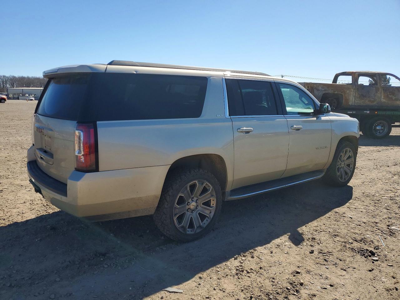 2017 GMC Yukon Xl K1500 Slt - Фото 3