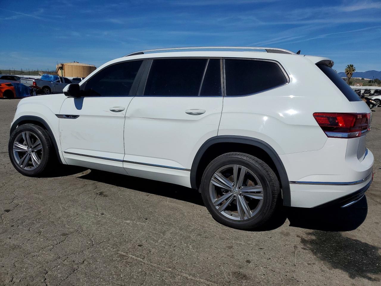 2019 Volkswagen Atlas Se - Image 2