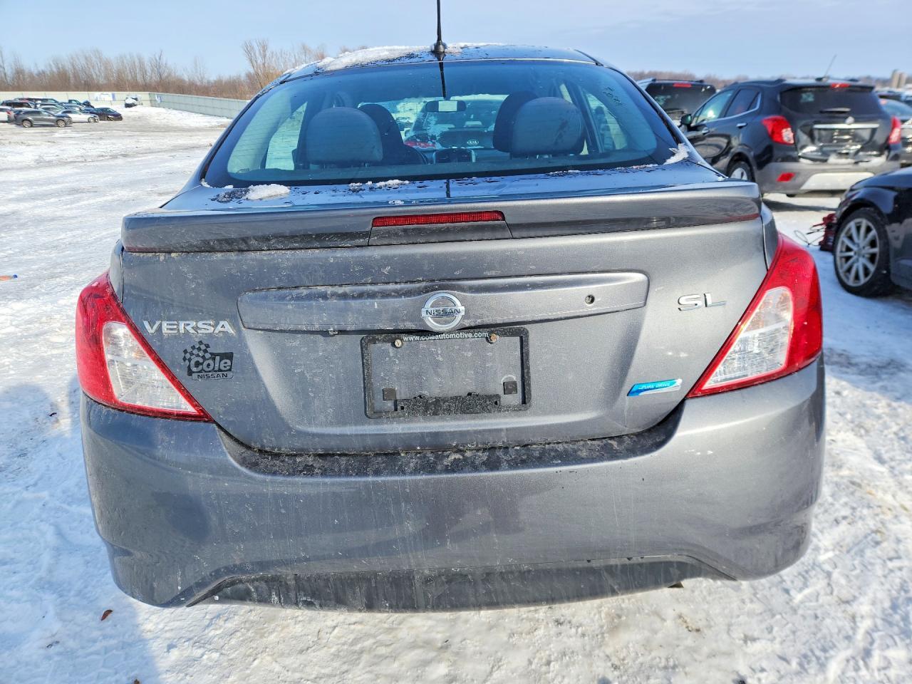2016 Nissan Versa 1.6 Sl - Image 6