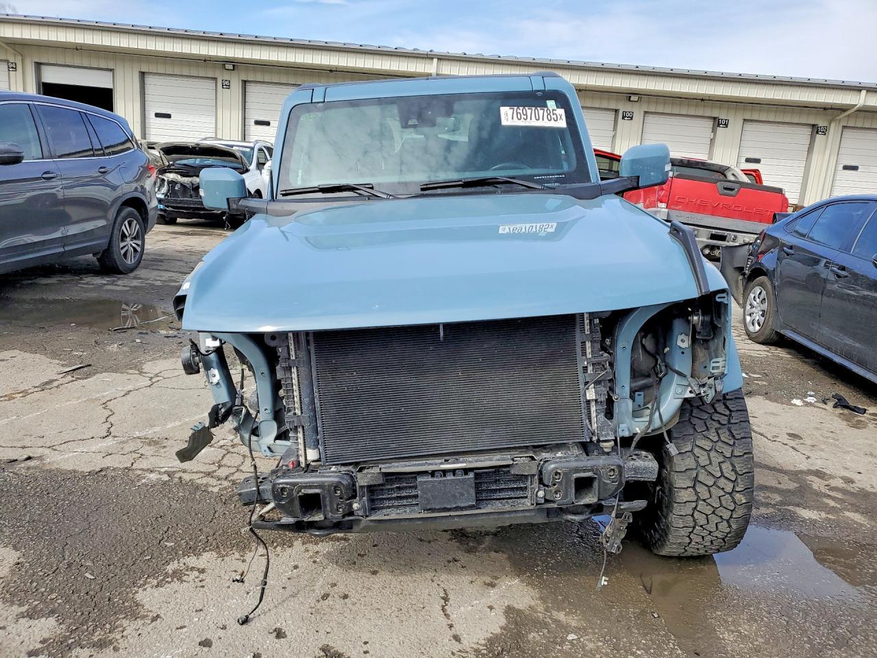 2022 Ford Bronco Base - Image 5