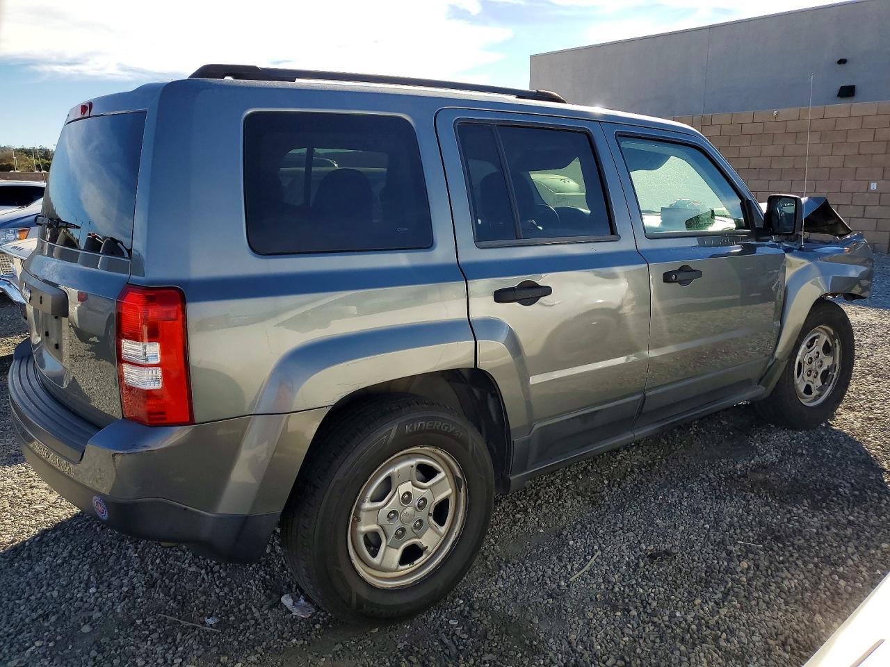 2013 Jeep Patriot Sport - Image 3