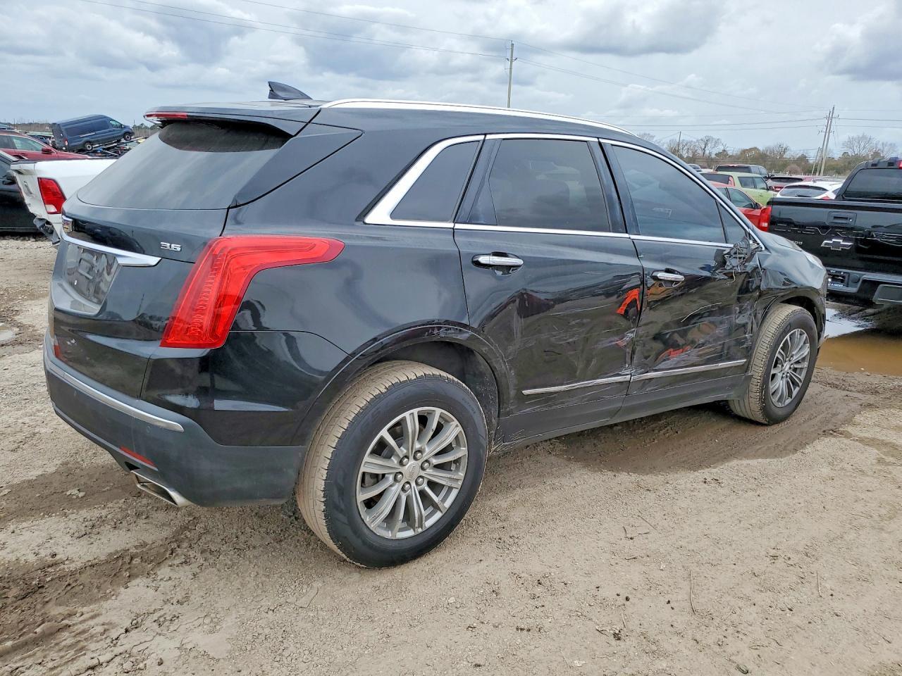 2018 Cadillac Xt5 Luxury - Image 3