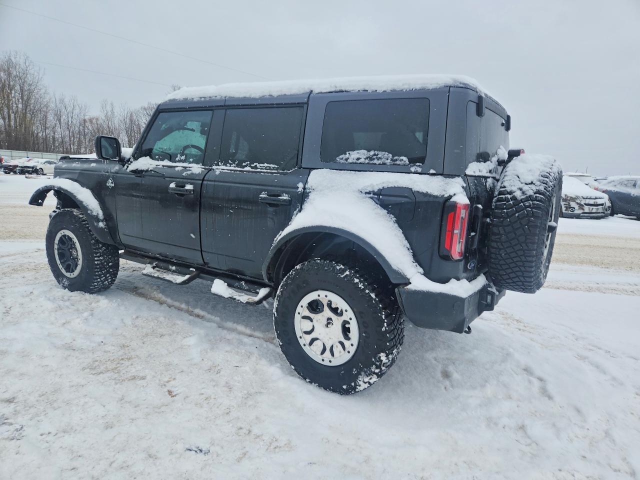 2023 Ford Bronco Base - Фото 2