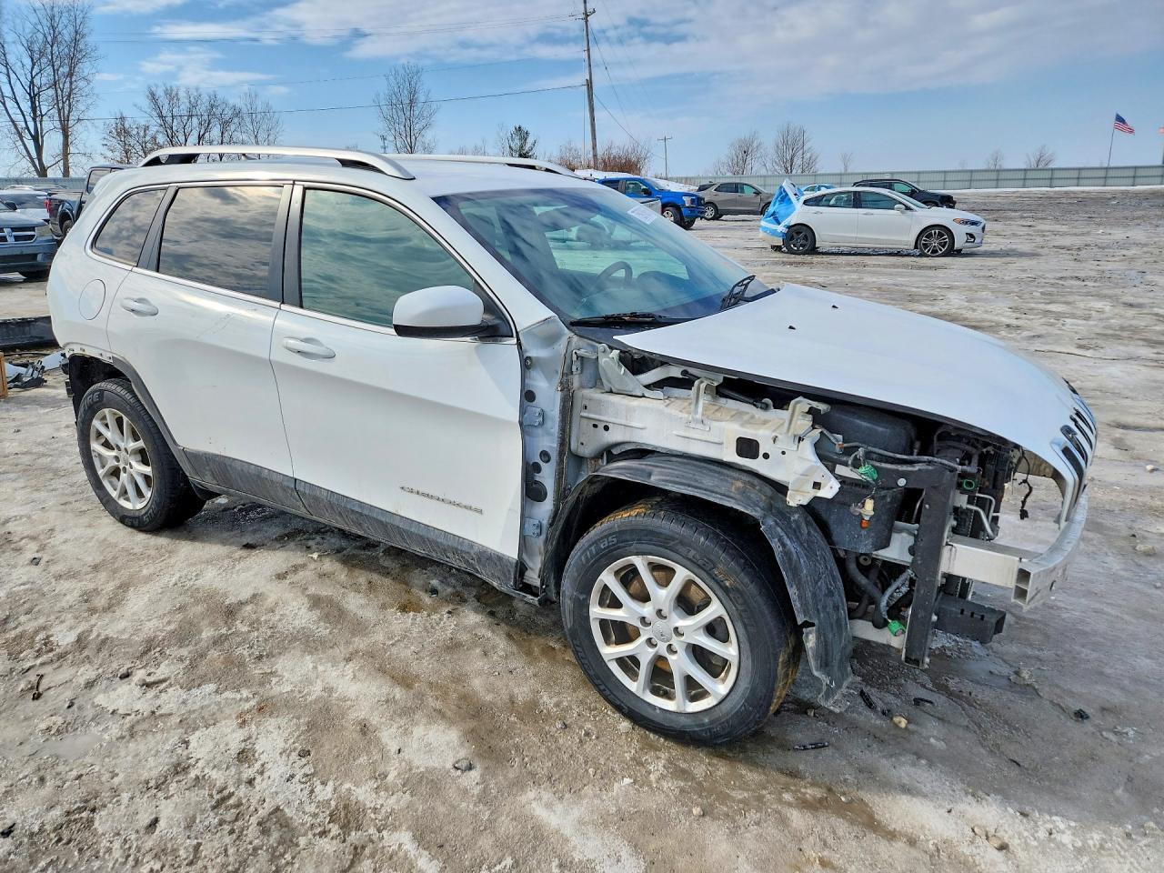 2017 Jeep Cherokee Latitude - Фото 4