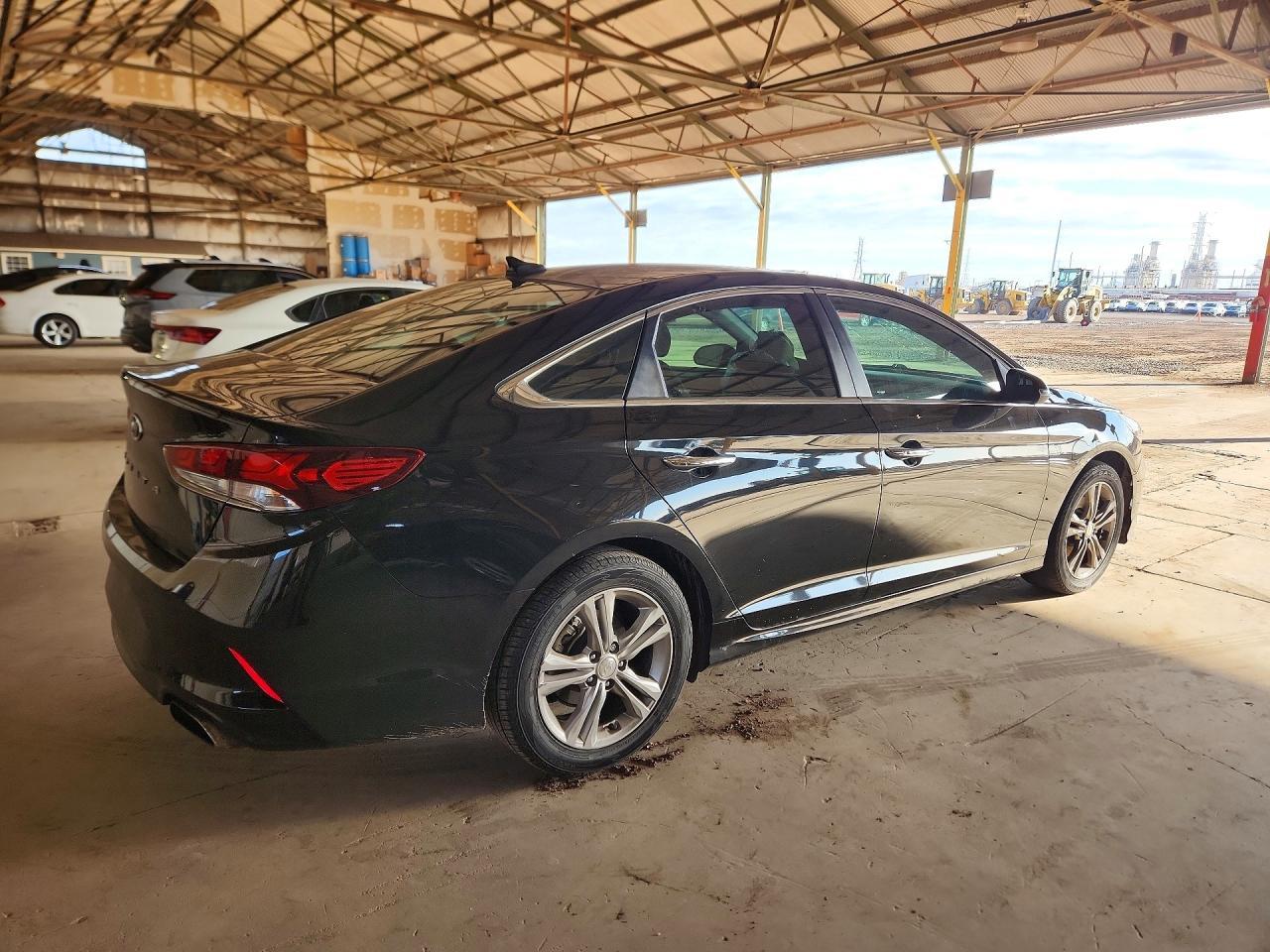 2018 Hyundai Sonata Sport - Image 3