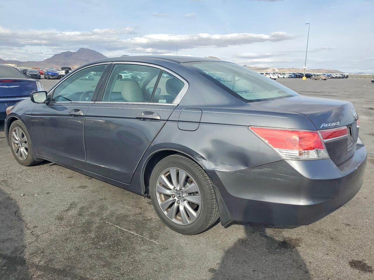 2012 Honda Accord Lxp - Image 2