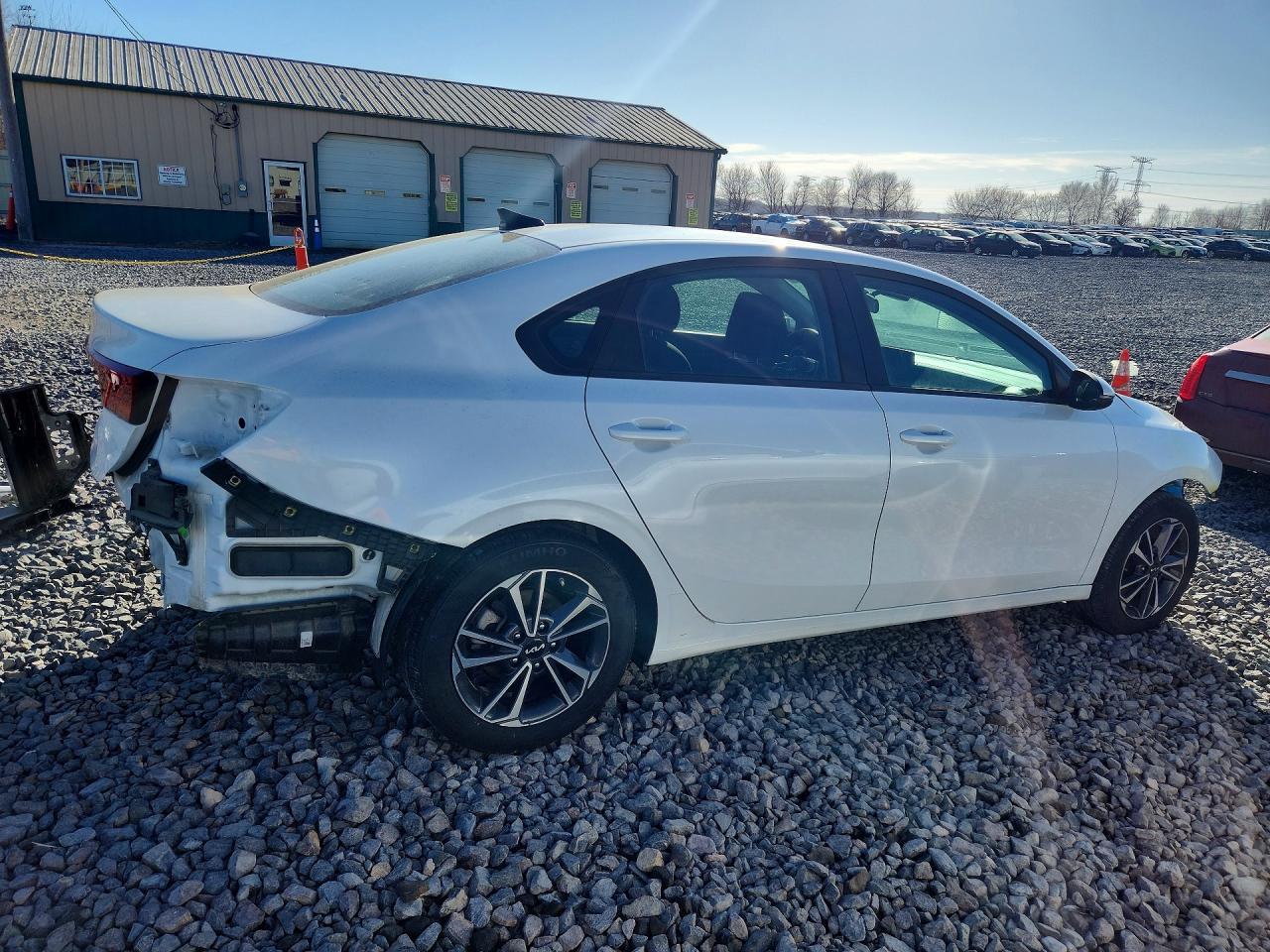 2024 Kia Forte - Фото 3