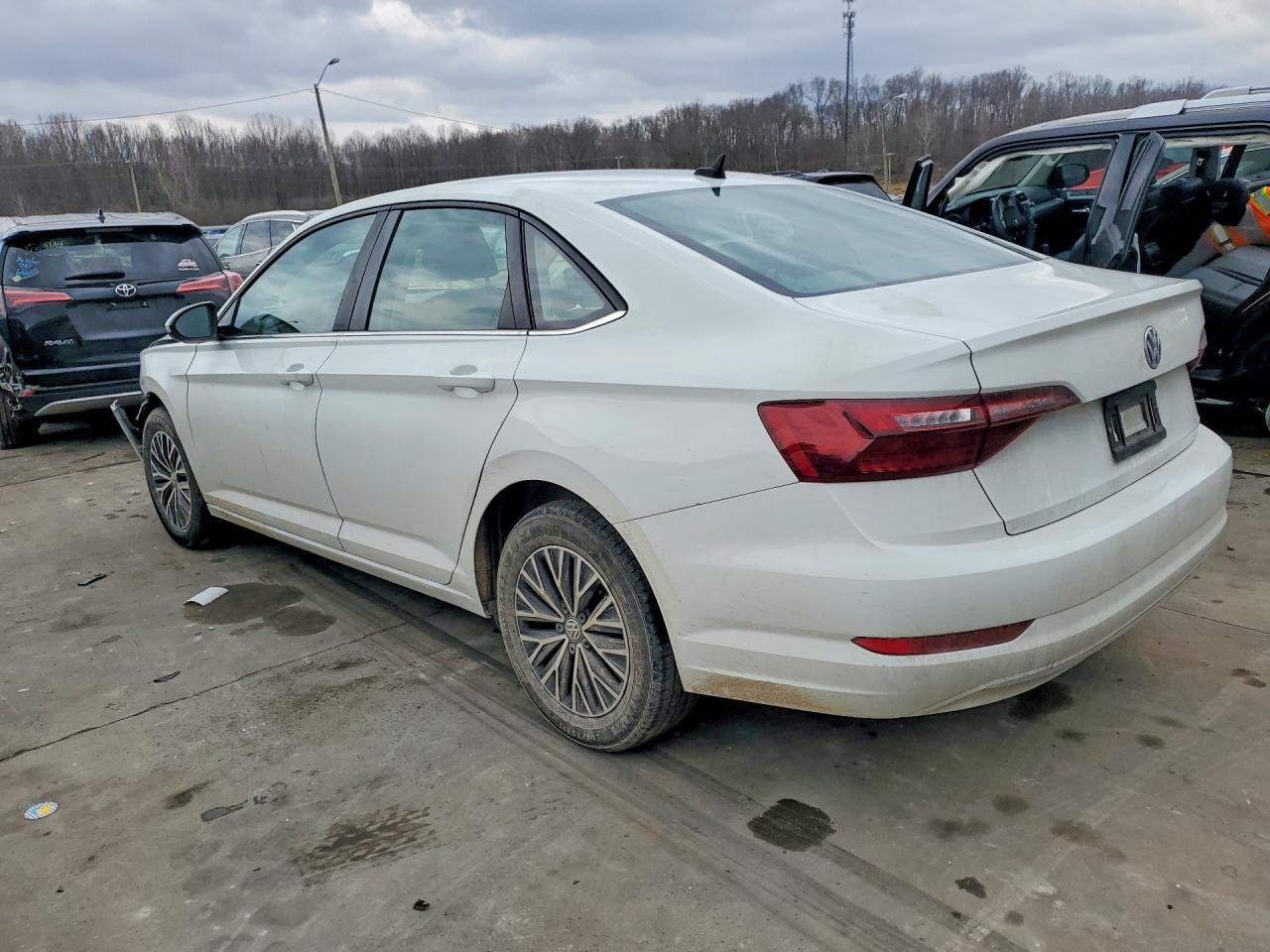 2021 Volkswagen Jetta S - Фото 2