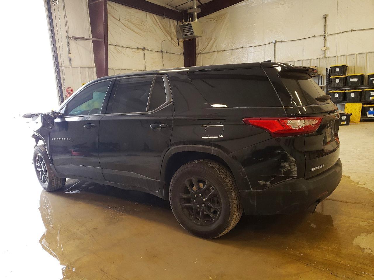 2021 Chevrolet Traverse Ls - Image 2