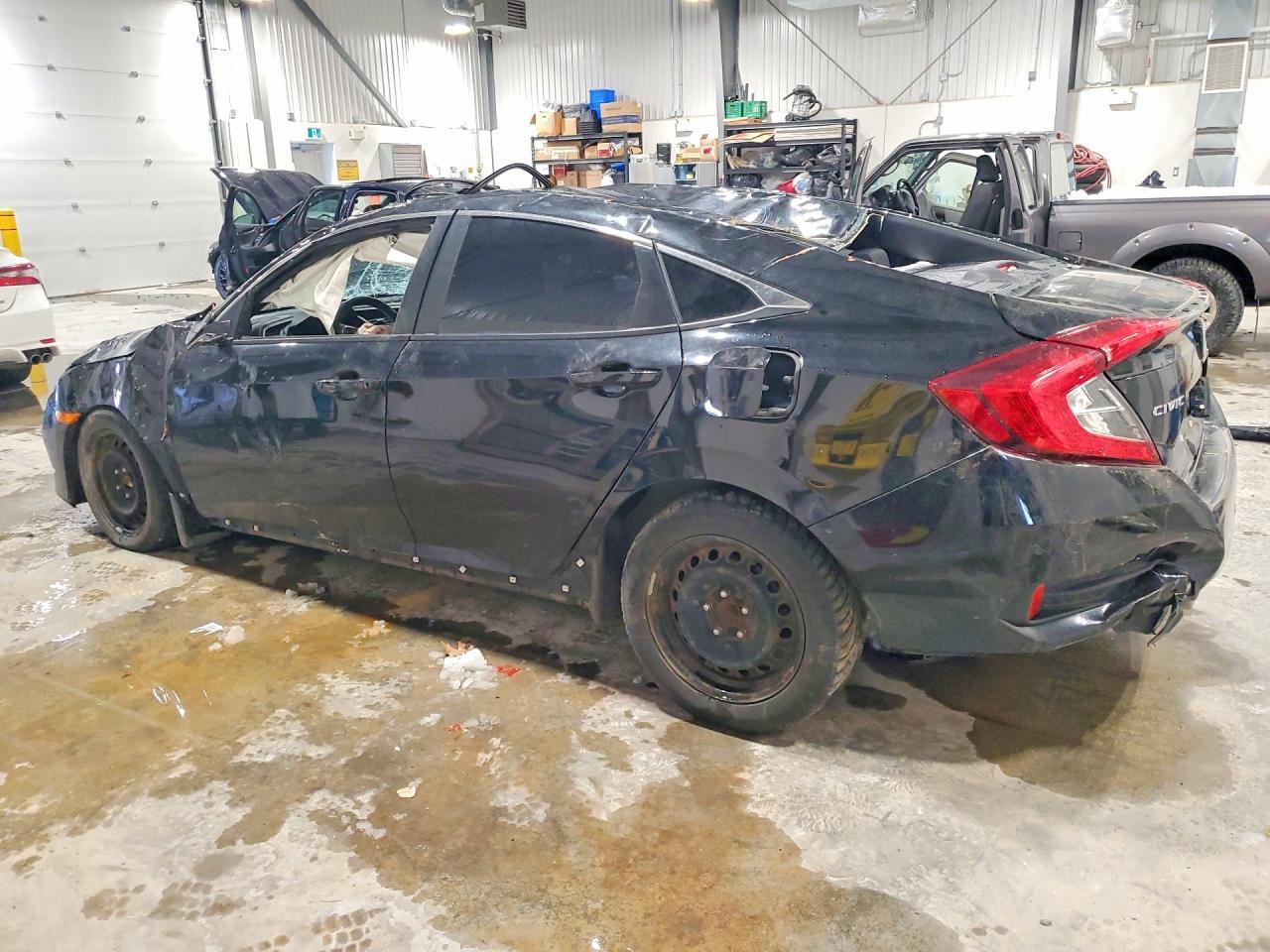 2019 Honda Civic Sport 4Dr - Фото 2