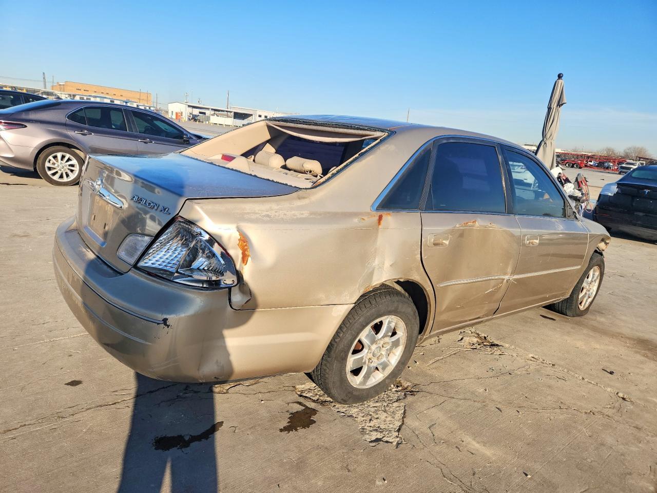 2000 Toyota Avalon Xl - Фото 3