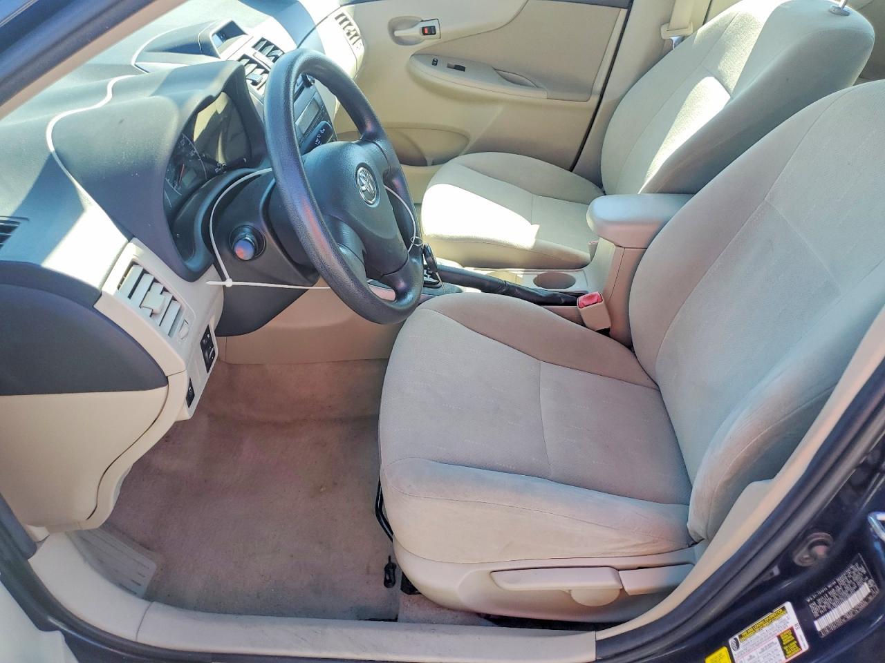 2013 Toyota Corolla Base - Image 7