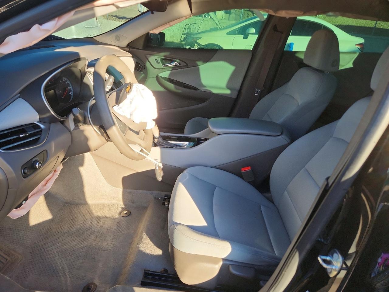 2017 Chevrolet Malibu Ls - Image 7