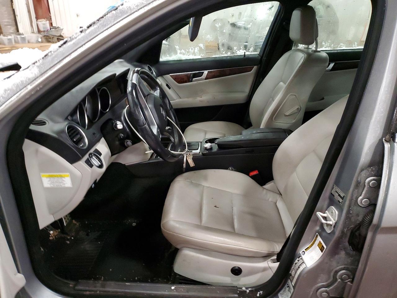 2014 Mercedes-Benz C 300 4Matic - Image 7