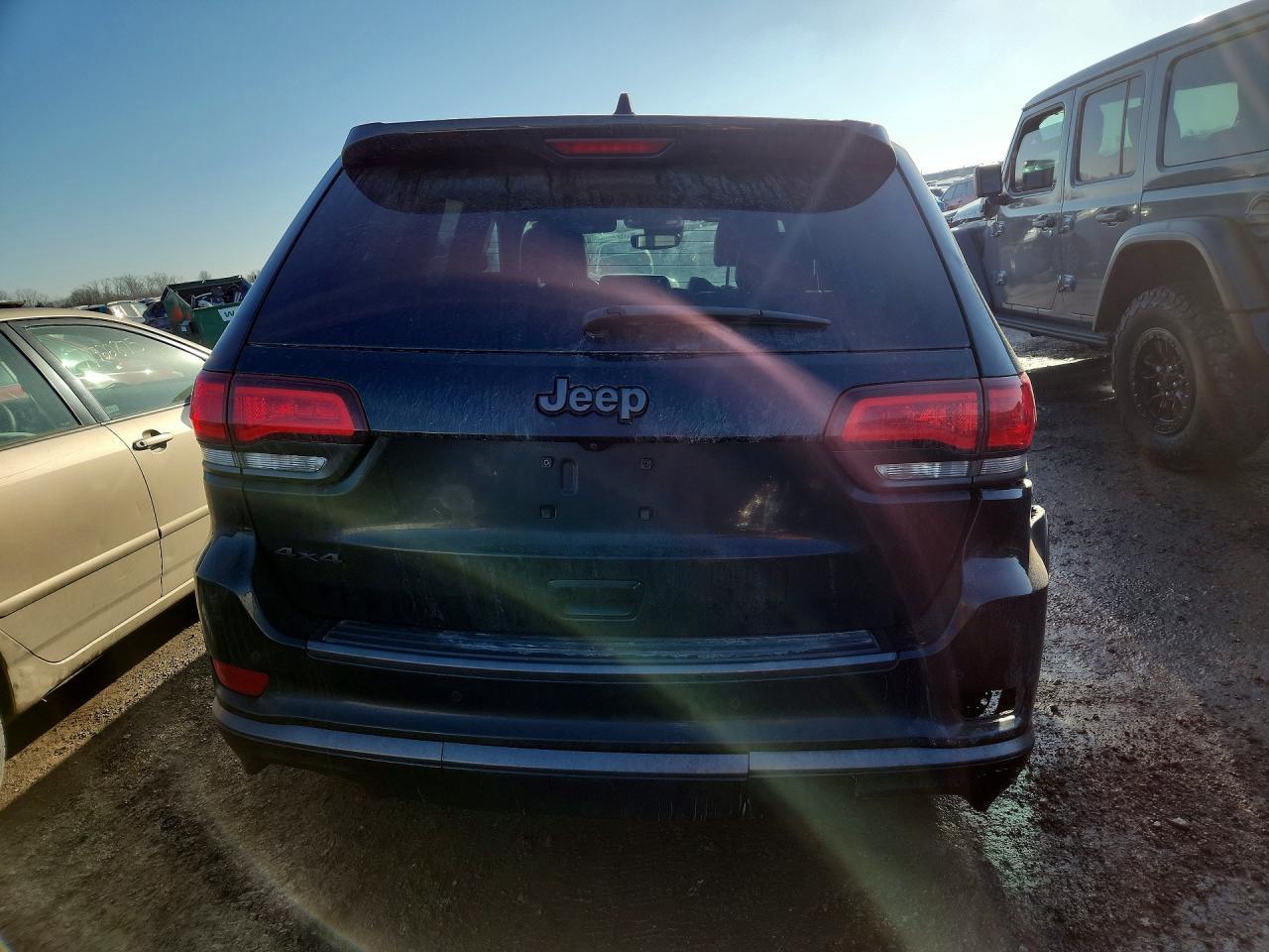 2018 Jeep Grand Cherokee Overland - Фото 6