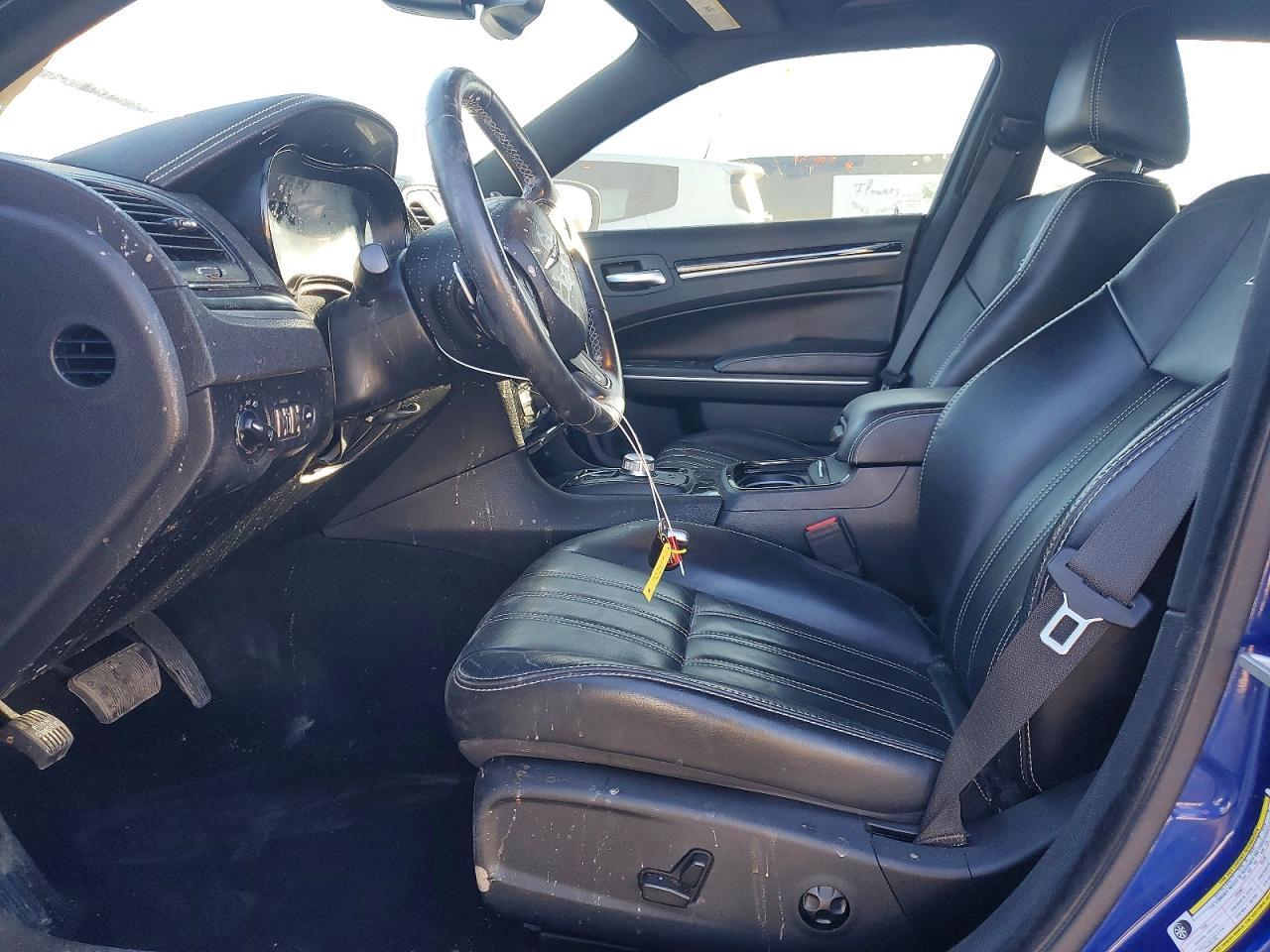 2020 Chrysler 300 S - Image 7