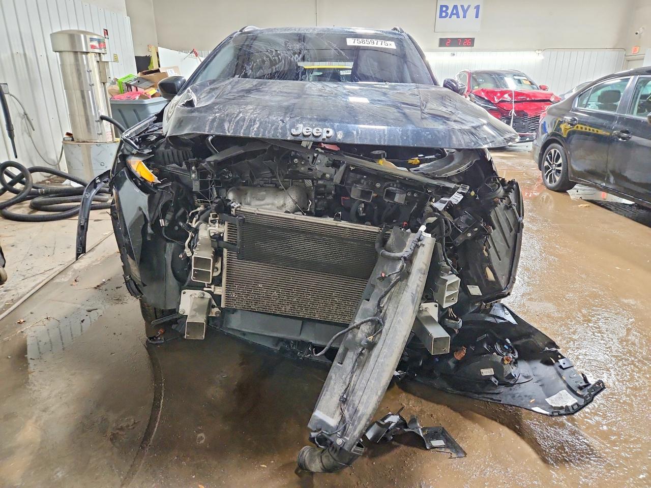 2021 Jeep Compass Latitude - Фото 5