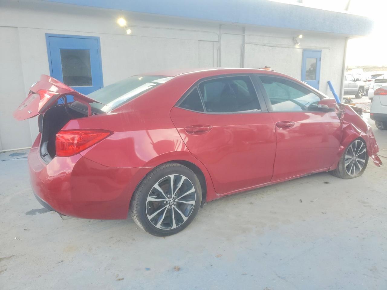 2017 Toyota Corolla Se - Image 3