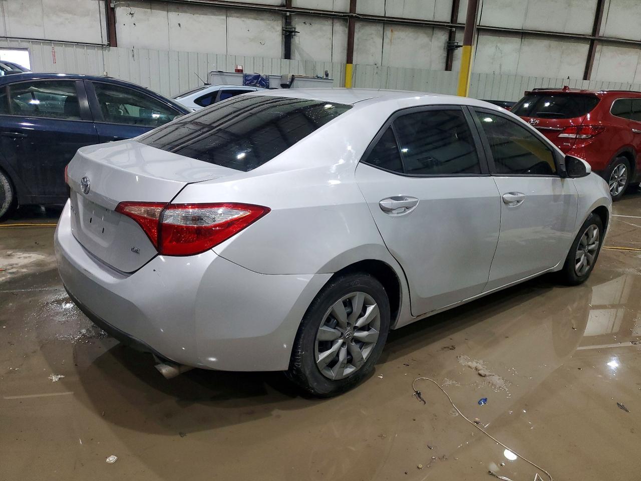 2016 Toyota Corolla Le - Фото 3