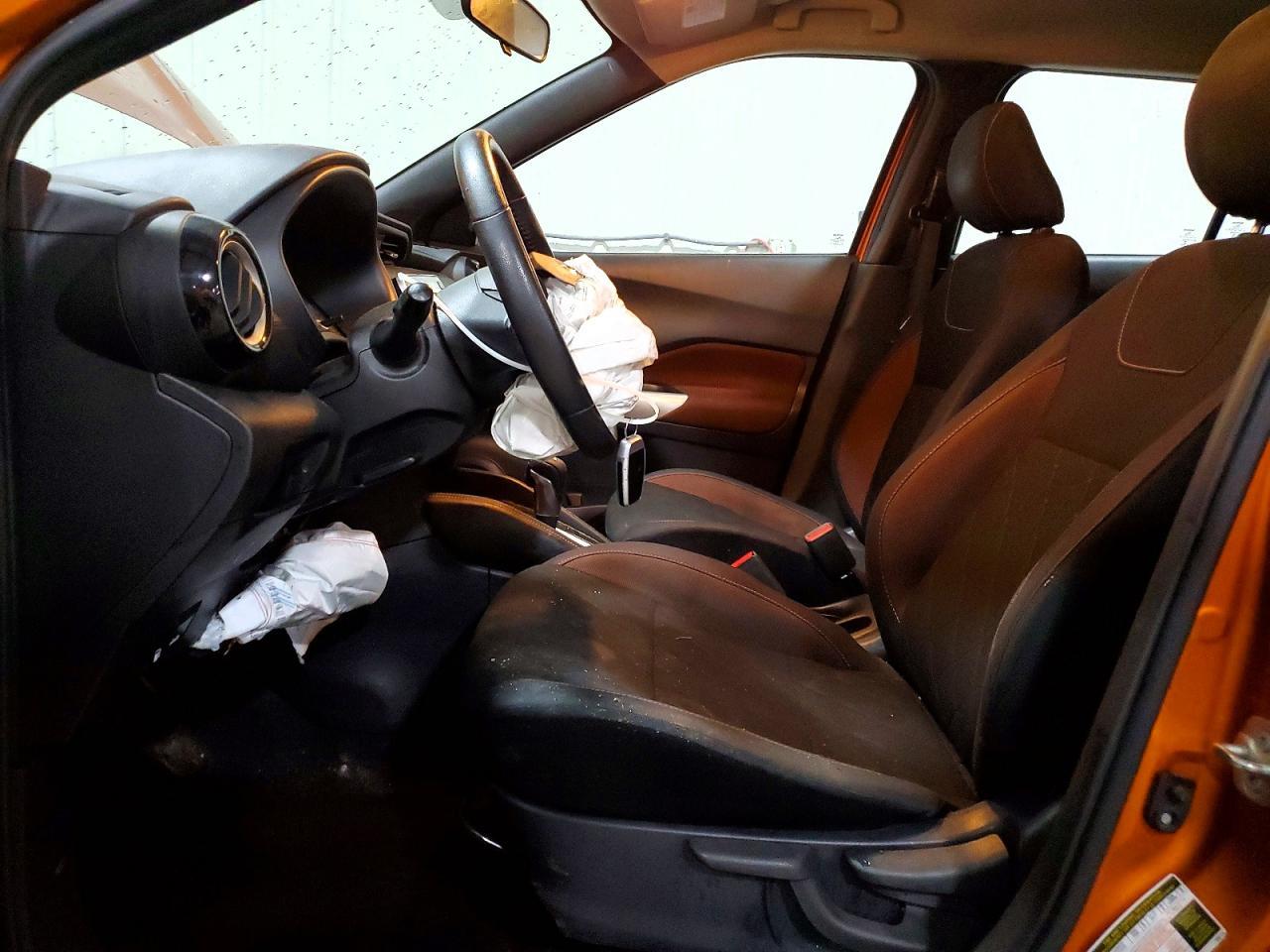 2020 Nissan Kicks Sr - Image 7