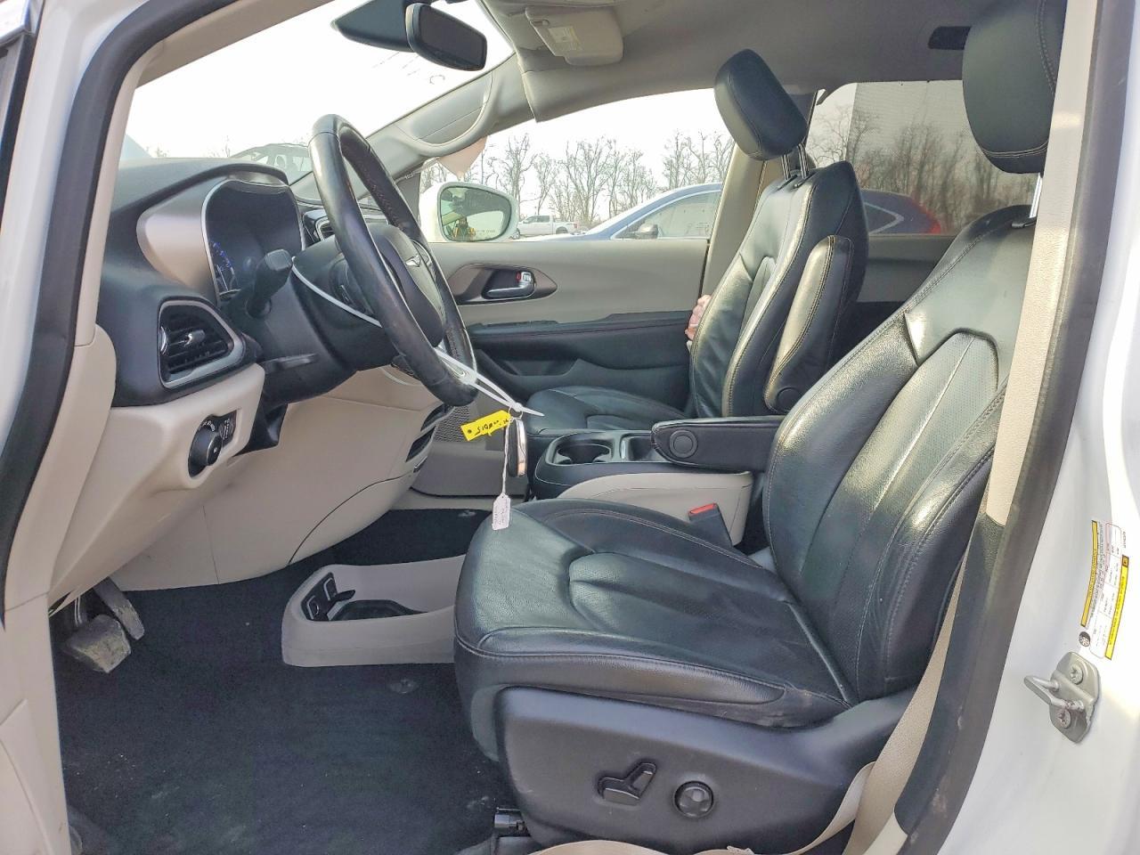 2020 Chrysler Pacifica Touring L - Фото 7