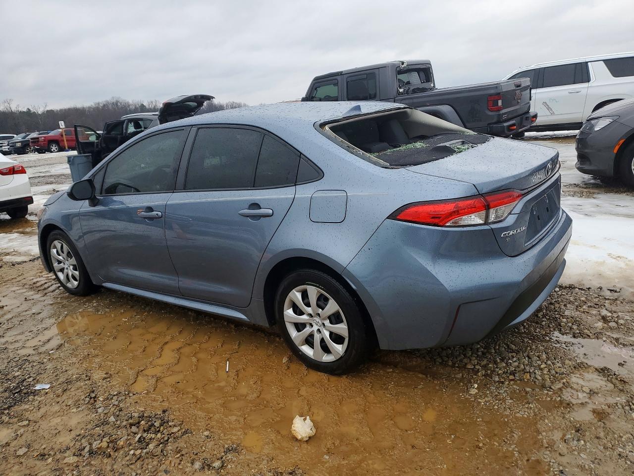 2020 Toyota Corolla Le - Image 2